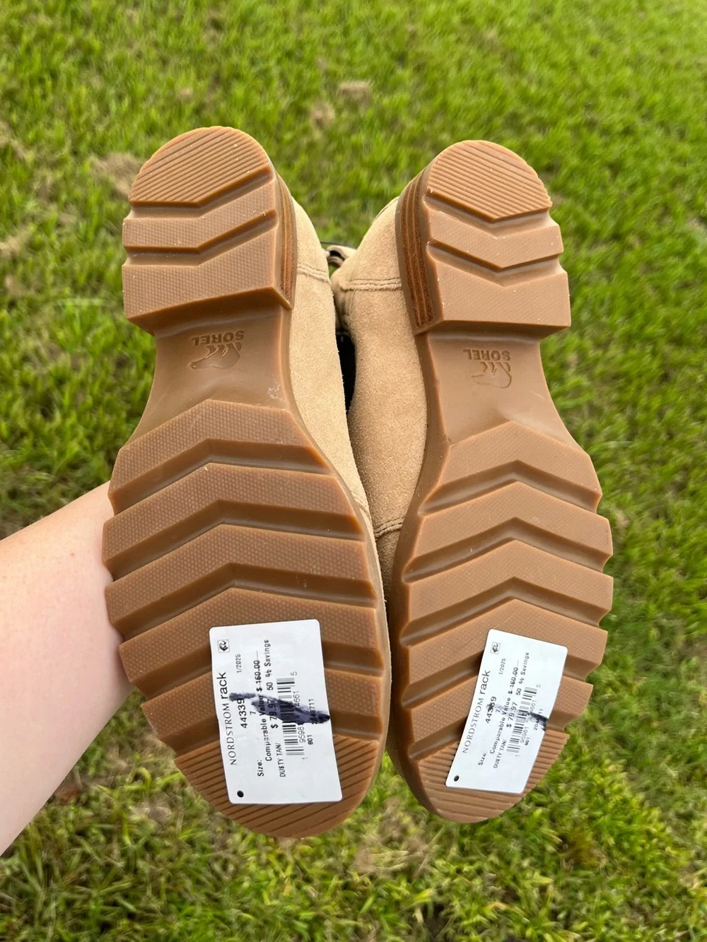 NWT Sorel Emelie III Waterproof Chelsea Boots Tan Suede Size 7